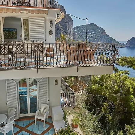 Leonardo Holiday home