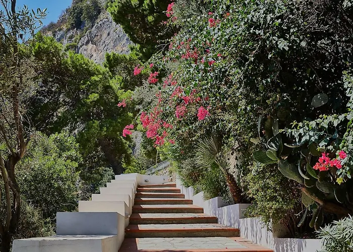 Leonardo Holiday home *